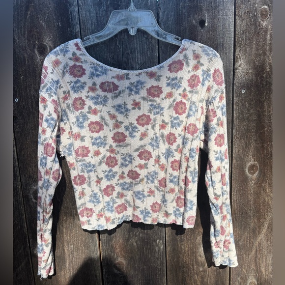 Top - Picture 6 of 9